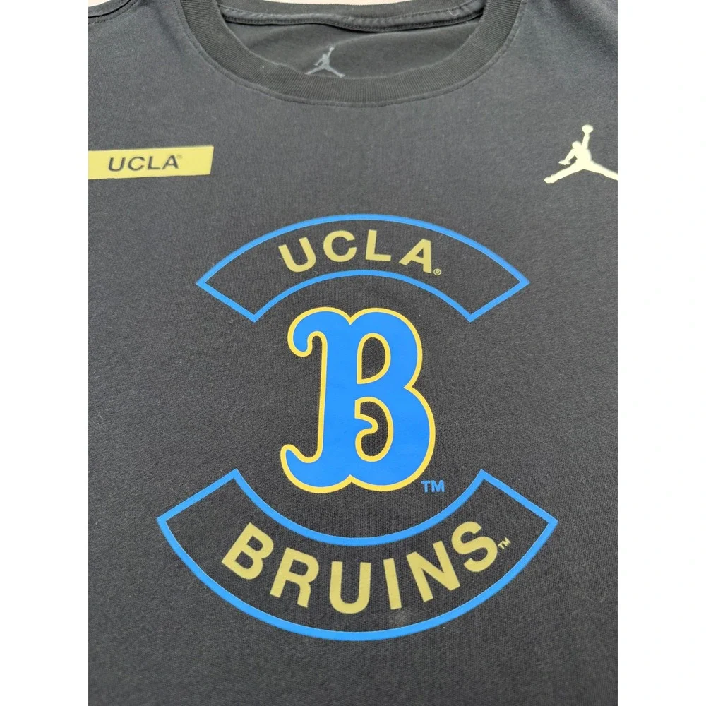 Jordan UCLA Bruins US Air Force Dri-FIT Black T-Shirt Men L Short Sleeve Flag
